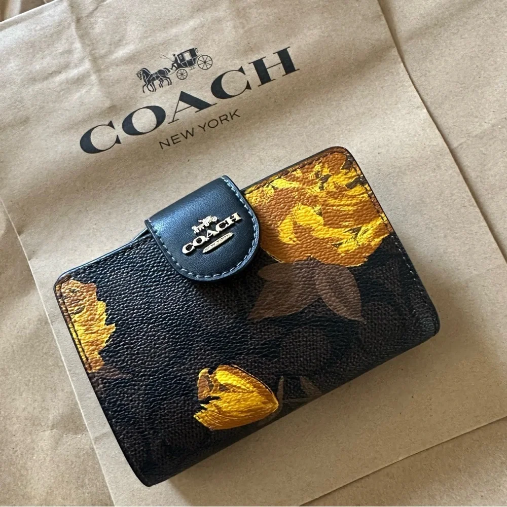Coach 100% authentic